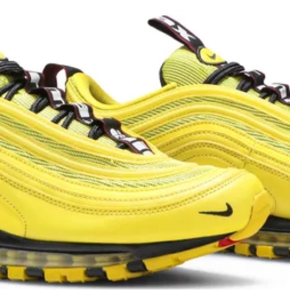 Yellow Nike sneakers - Picture 3 of 3